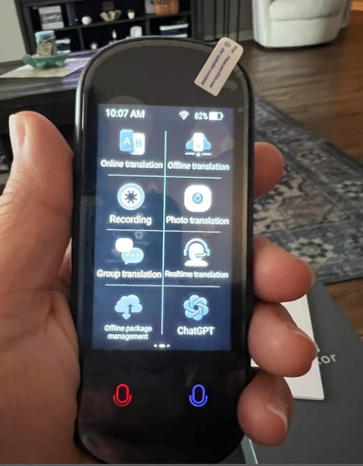 Customer photo review of Vormor Z8 Language Translator Device 138 National Languages Intelligent Translator Real-time Voice, Recording, Text Translation Device