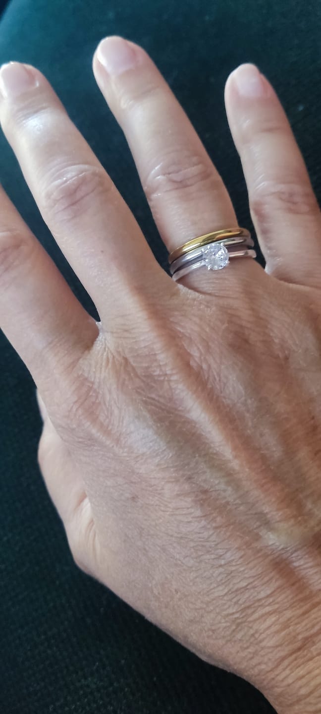 Customer photo review of Anillo Circonita Oval
