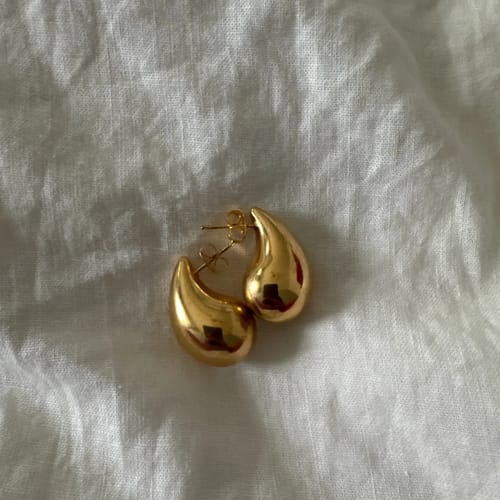 Customer photo review of Orecchini Virgola