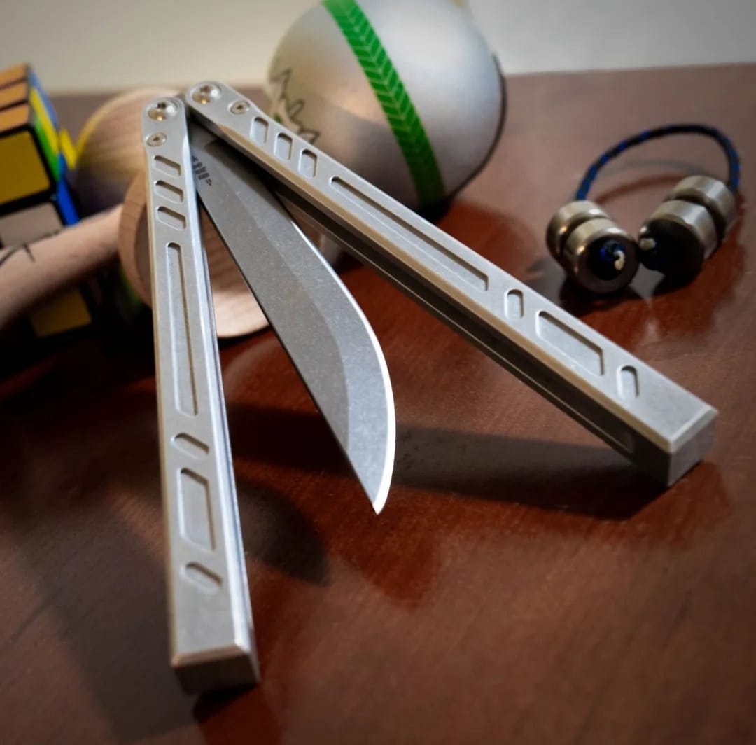 Customer photo review of baliplus 7075 bb clone Seven Aluminum alloy stainless steel blade bushing