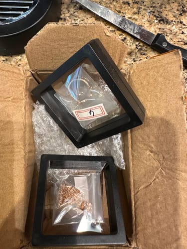 Customer photo review of SUN 1 DIAMOND PINK MOP RING