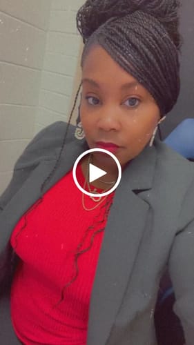 Customer video review of Camille Ribbed Sleeveless Tank Top (Red)