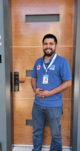 Customer photo review of Cerradura Inteligente TOCK100 PLUS-TL