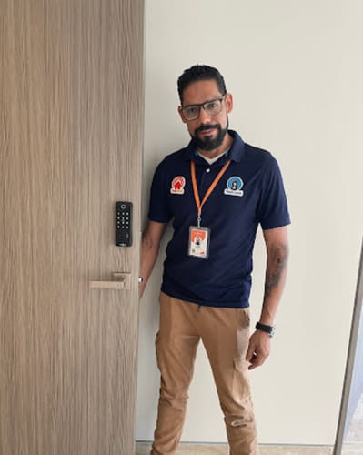 Customer photo review of Cerradura Inteligente TOCK250X-TL