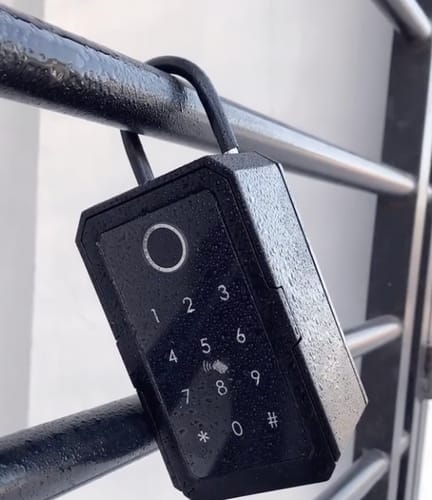 Customer photo review of Caja de almacenamiento para llaves TOCK BOX