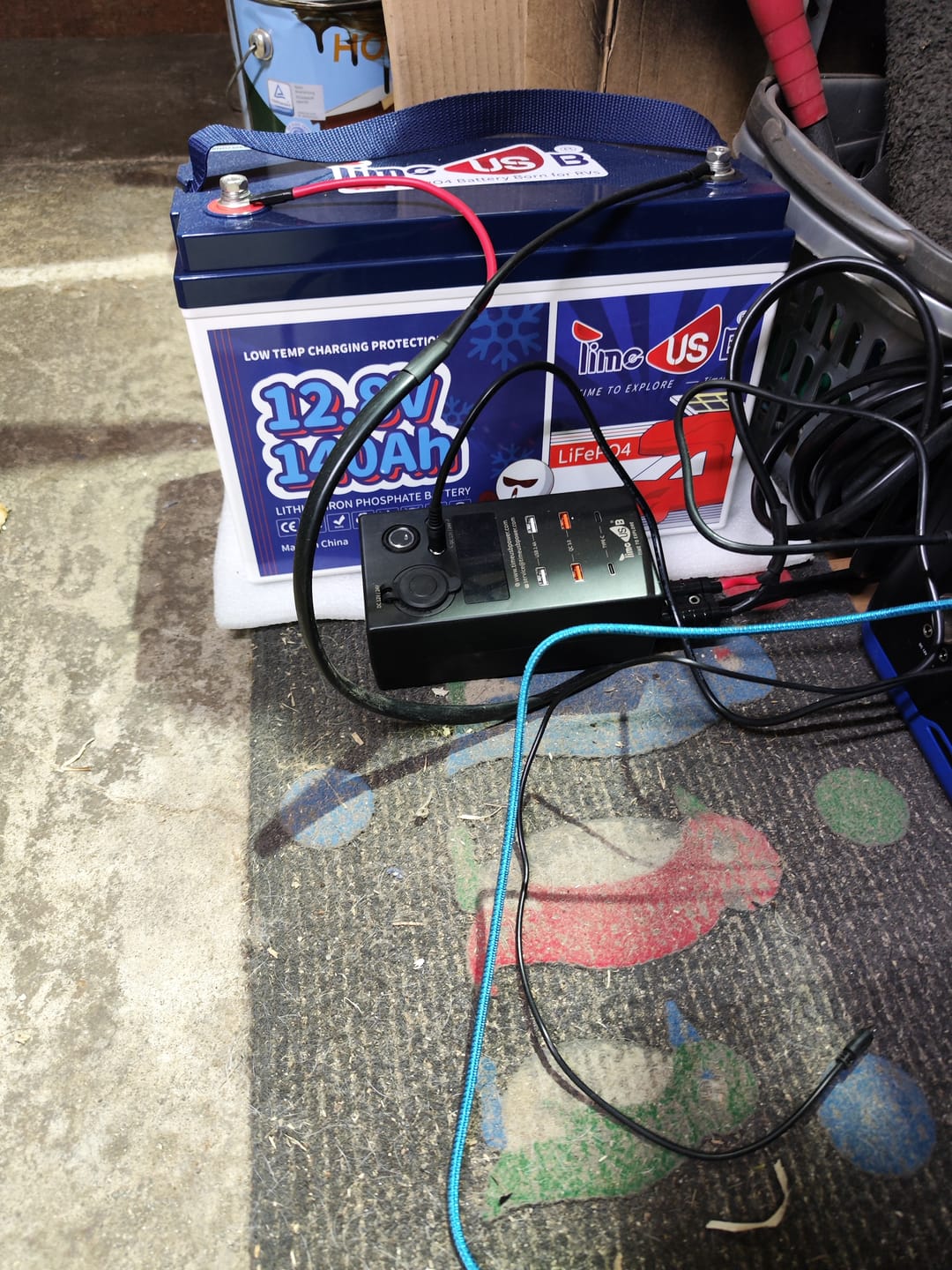 Customer photo review of Timeusb LiFePO4 Akku 12V 140Ah Lithium Batterie mit Low-Temp Cut-Off | 1,792 kWh &100A BMS