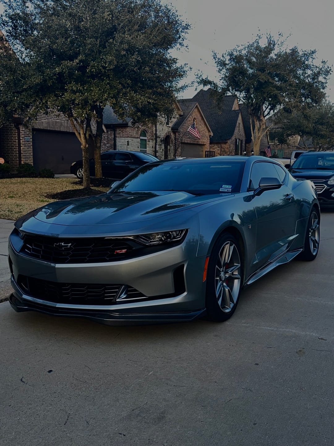 Customer photo review of 6th Gen Camaro ZL1 Conversion Side Skirts Rocker Panels