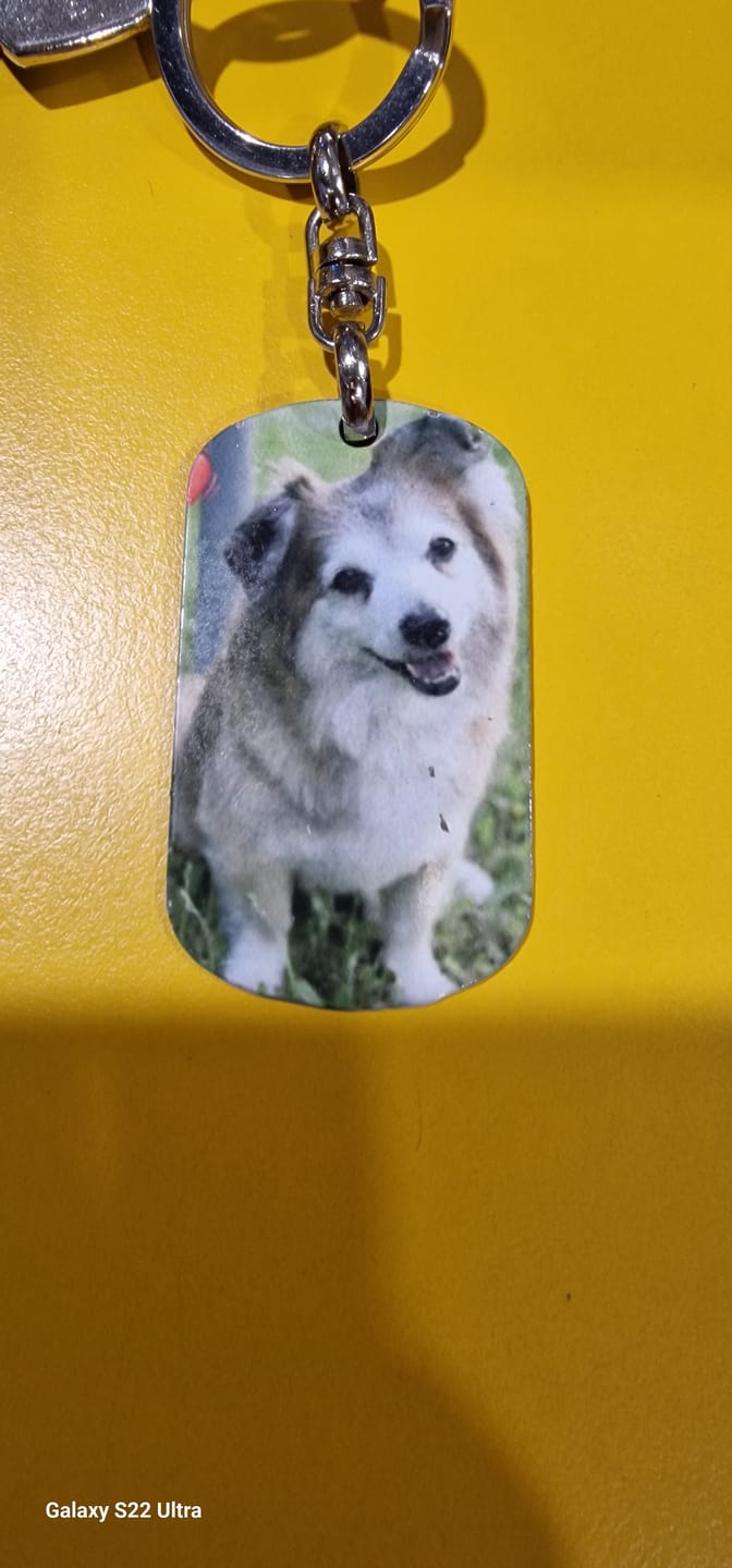 Customer photo review of Per sempre nel cuore - Portachiavi piastrina personalizzato
