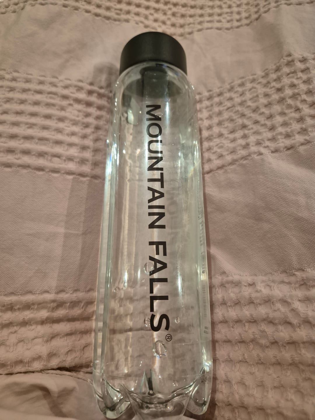 Customer photo review of 1L Still Mineral Water - Pack of 12