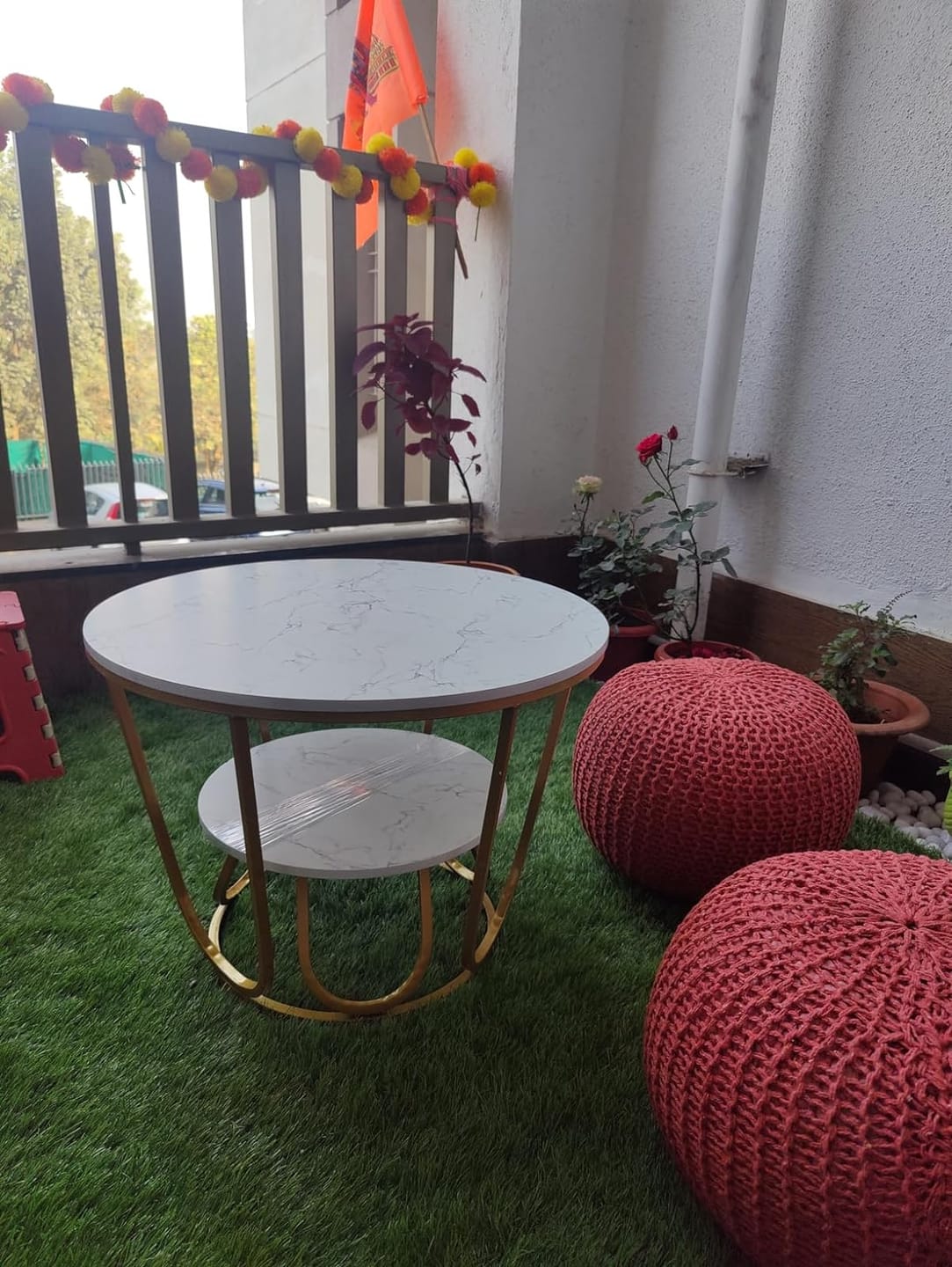 Customer photo review of Round Gold Coffee Table,2 Tier Coffee Tables for Living Room