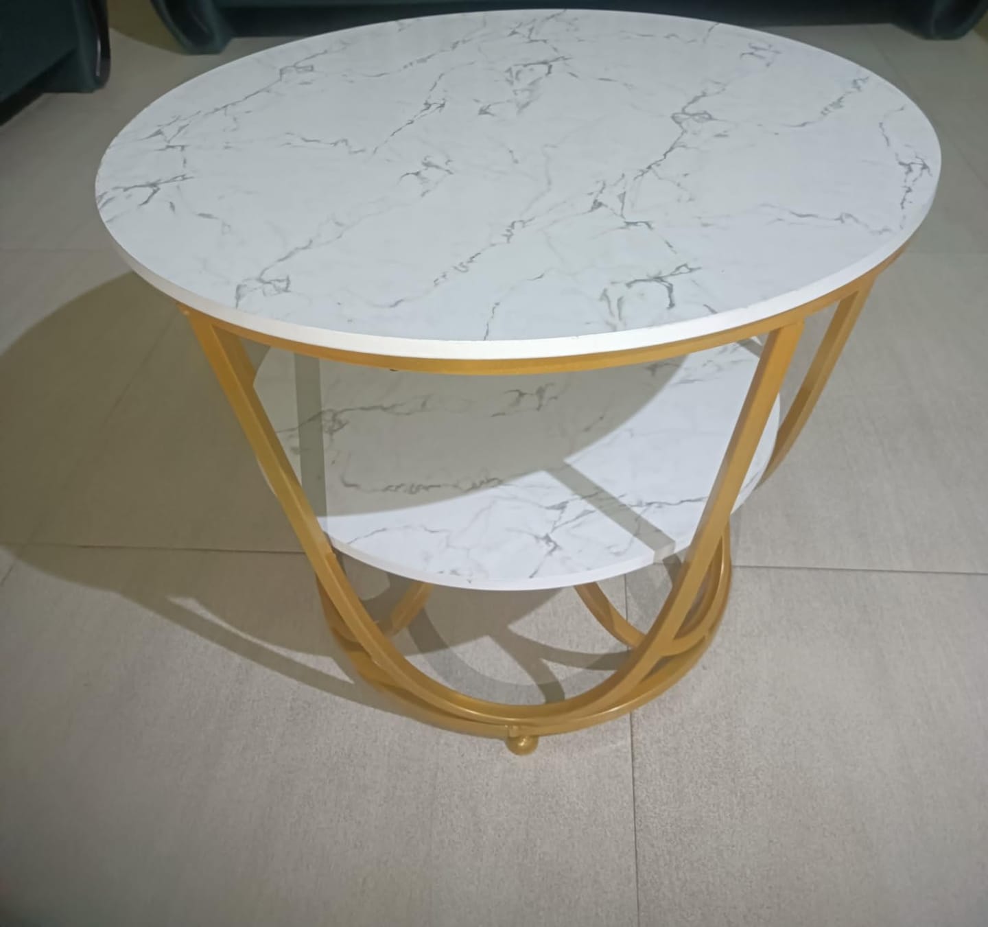 Customer photo review of Round Gold Coffee Table,2 Tier Coffee Tables for Living Room