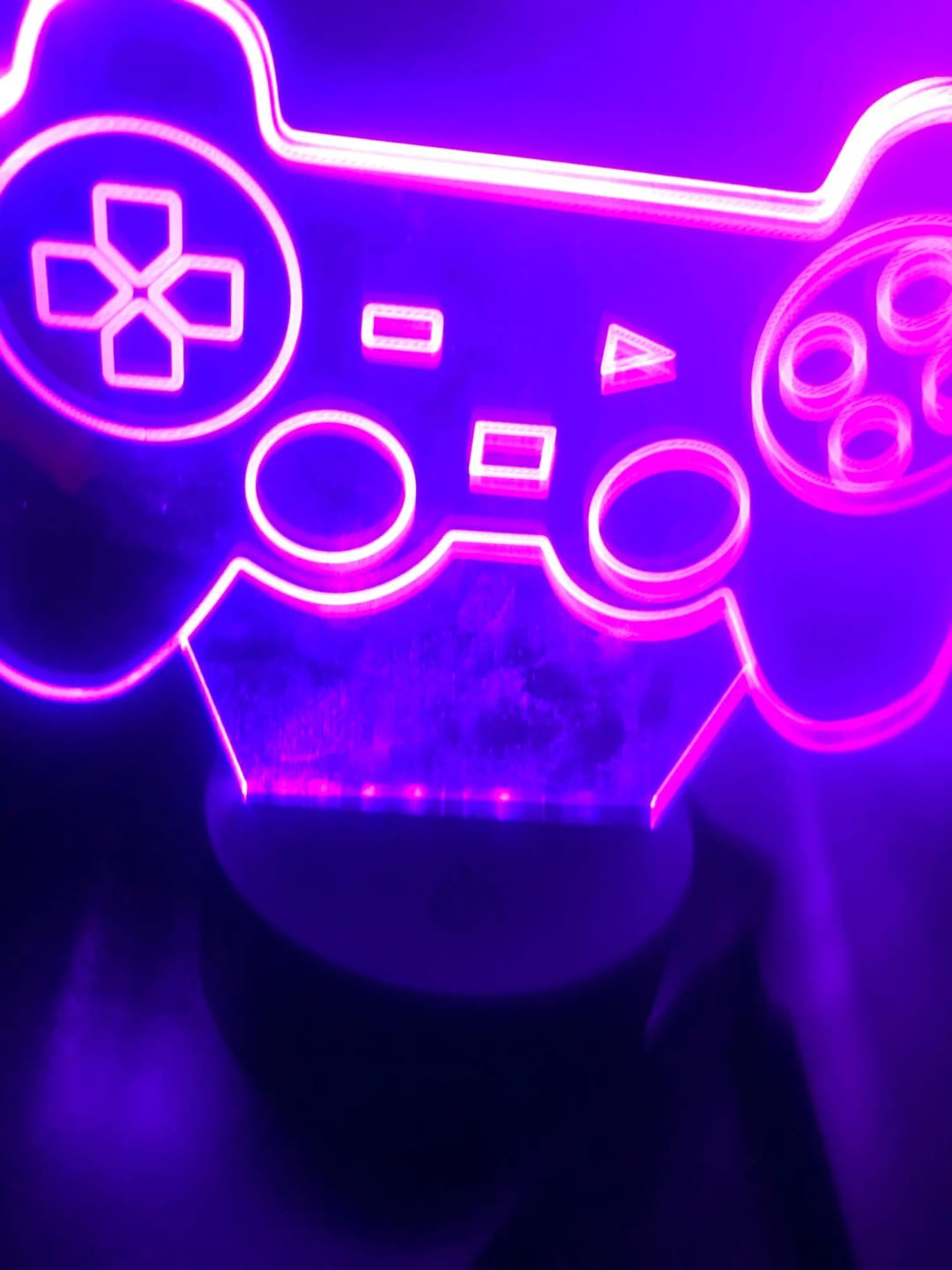 Customer photo review of Lampe de chevet 3D Tactile Geek