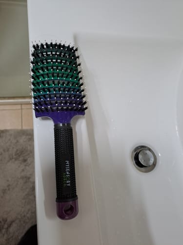 Customer photo review of My Sensory Space Detangling Hairbrush