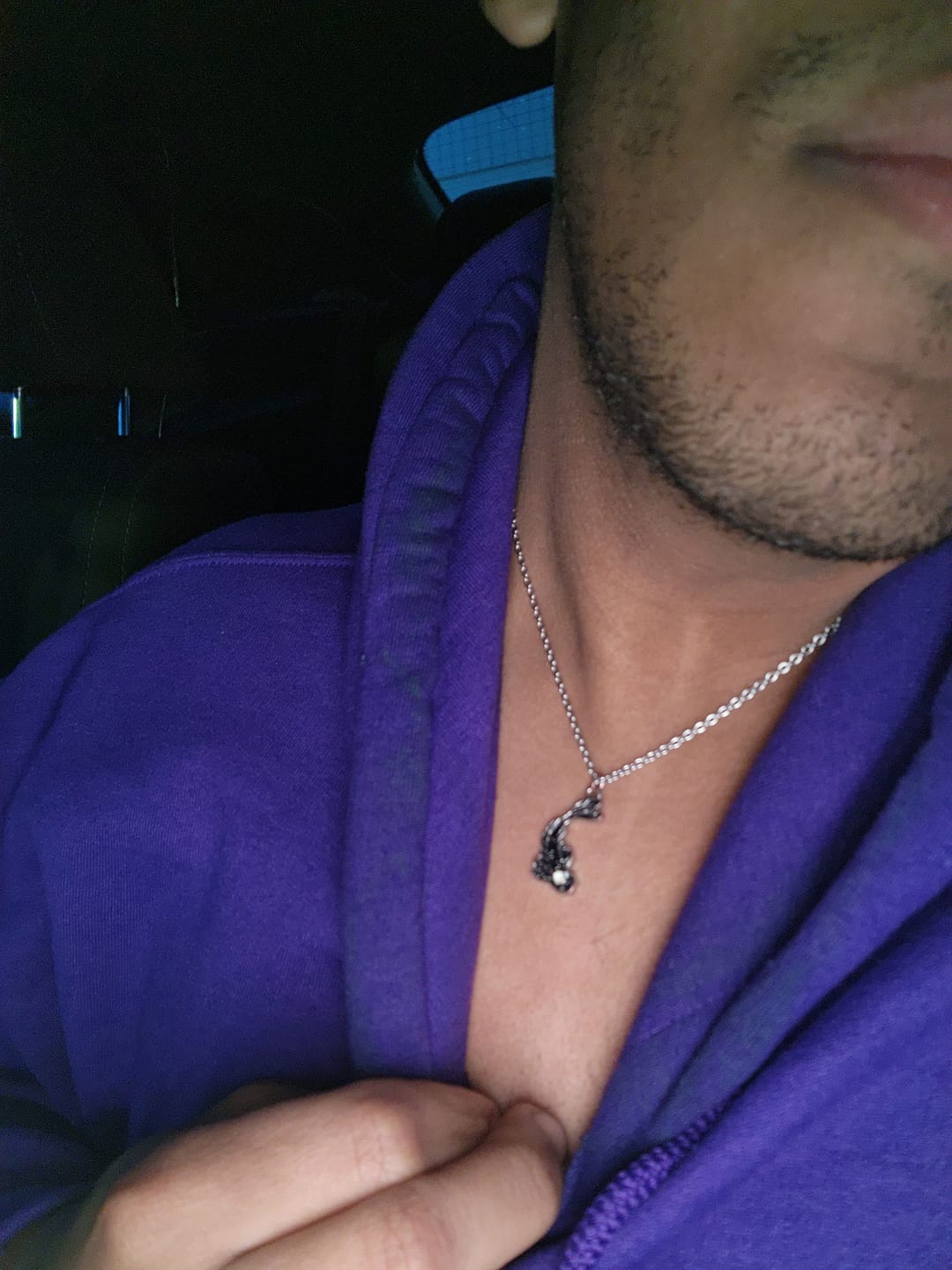 Customer photo review of BEST FRIENDS NECKLACE