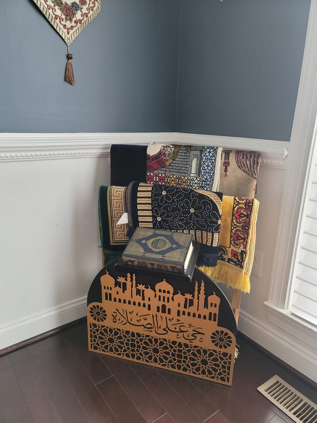 Customer photo review of Prayer Rug Holder - Wooden Prayer Mat Stand and Storage Ideas