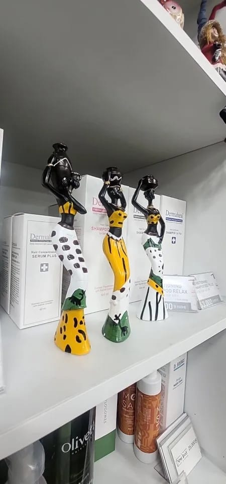 Customer photo review of Statuette Africaine En Laiton