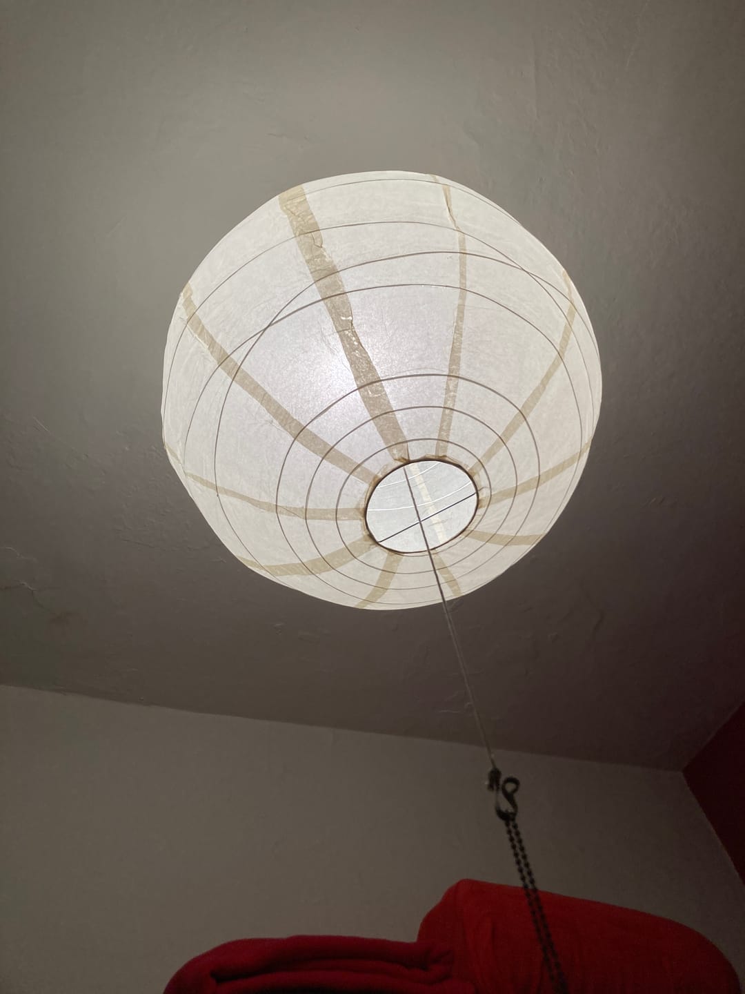Customer photo review of 20 Inch Ivory Free-Style Ribbing Round Paper Lantern