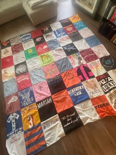 T-shirt quilt featuring kentucky wildcats by Nicole from NC