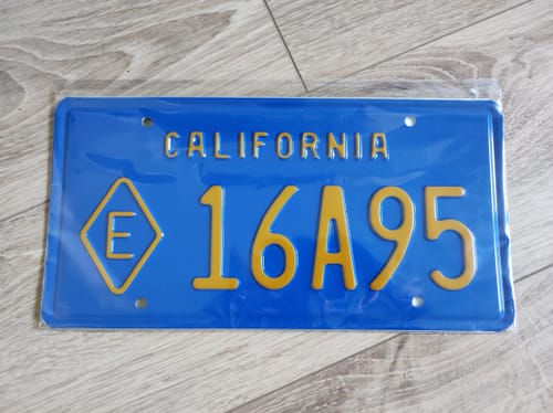 Customer photo review of 1981 STATE EXEMPT CALIFORNIA LICENSE PLATE 6"x12" (156.5mm x 305mm)