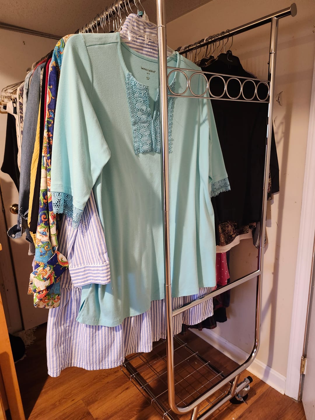 Customer photo review of Raybee 75"W x 68"H Double Rolling Clothes Rack with Wheels,630LBS Heavy-Duty Commercial Garment Rack, For Bedroom