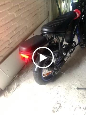 Customer video review of Extra zitje - achterzitje - Ouxi V8