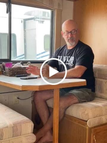 Customer video review of The Original El Viejo Old School Tee