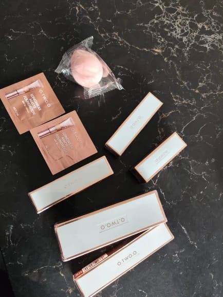 Customer photo review of O.TWO.O OIL FREE SOFT MIST LOCKING FOUNDATION
