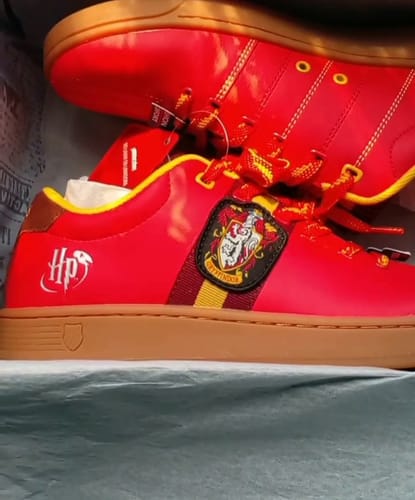 Customer photo review of Tenis Court Pro Hp Griffindor