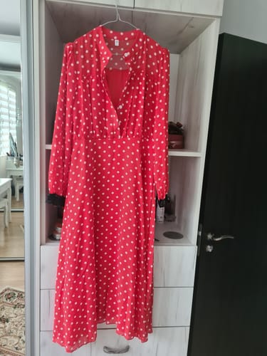 Customer photo review of Rochie Adora rosie cu mansete din dantela si imprimeu buline