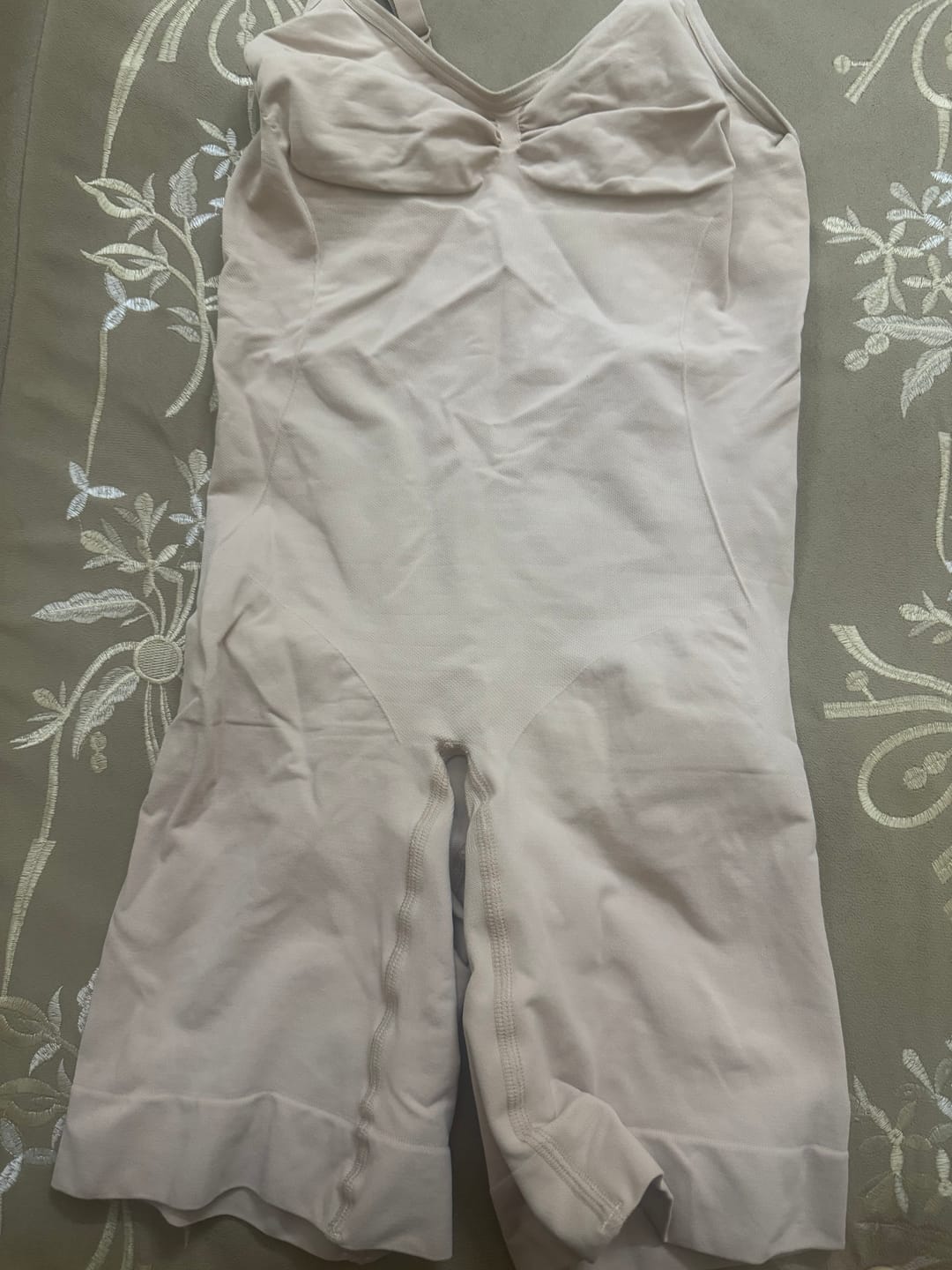Customer photo review of Emana Instant Sculpting and Back Support Full Body