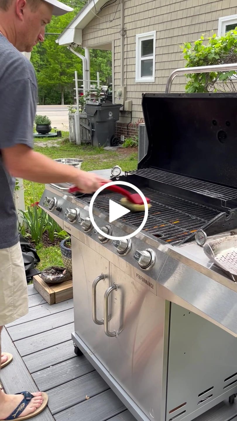 Customer video review of Double Up: 2 Handles + 4 Cleaning Heads