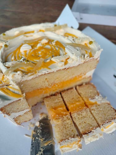 Customer photo review of lemon meringue cake