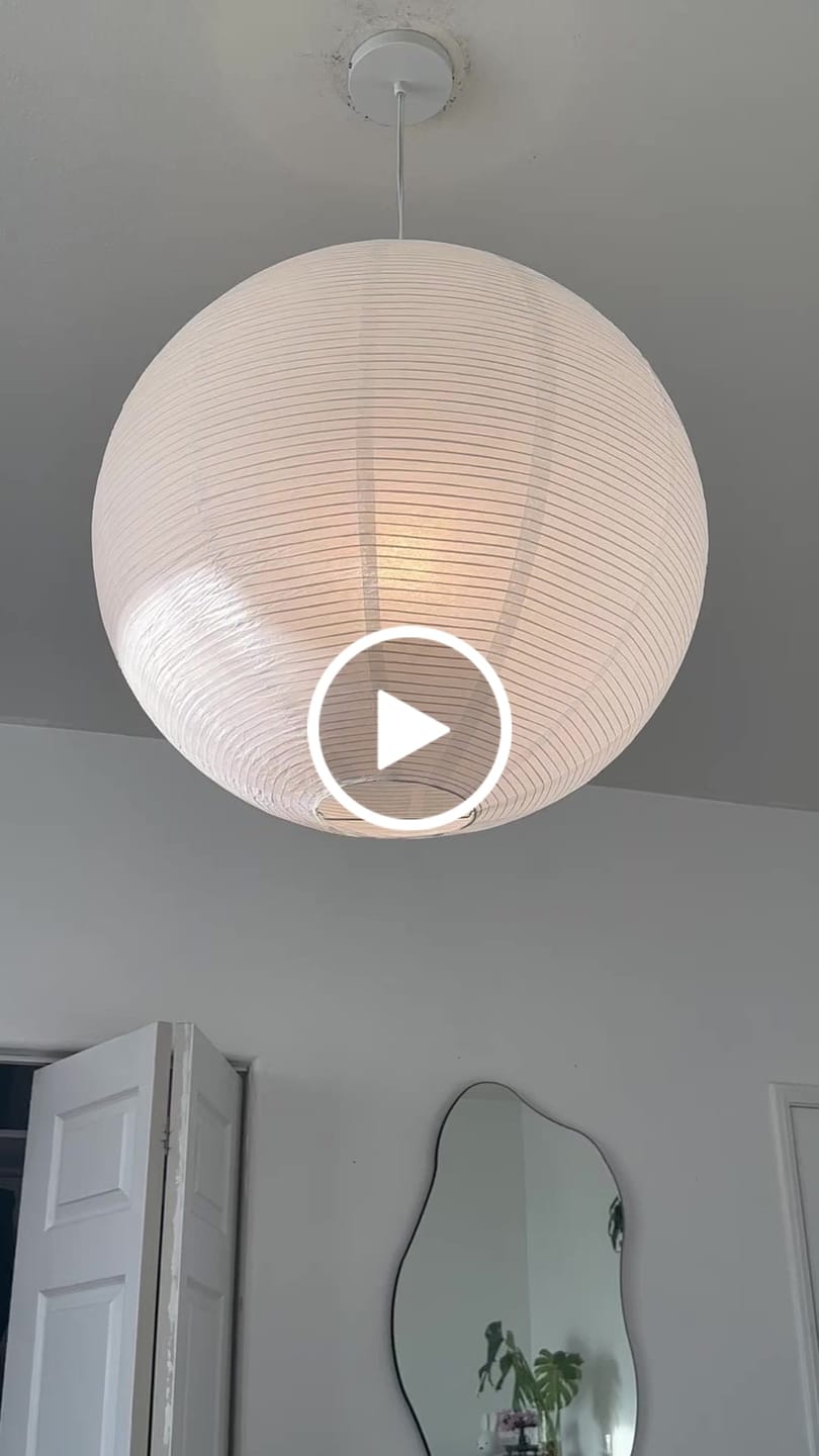 Customer video review of 24" White Fine Line Premium Even Ribbing Paper Lantern, Extra Sturdy