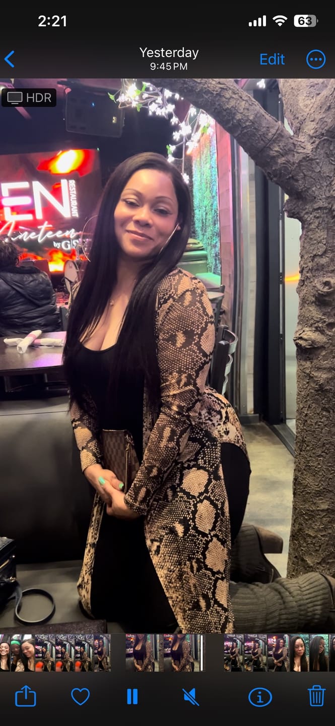 Customer photo review of Undetectable Clear Lace Yaki Brazilian 13 x 6 Lace Front Wig LFC07