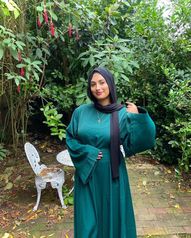 Customer photo review of Khatijah Abaya - Emerald