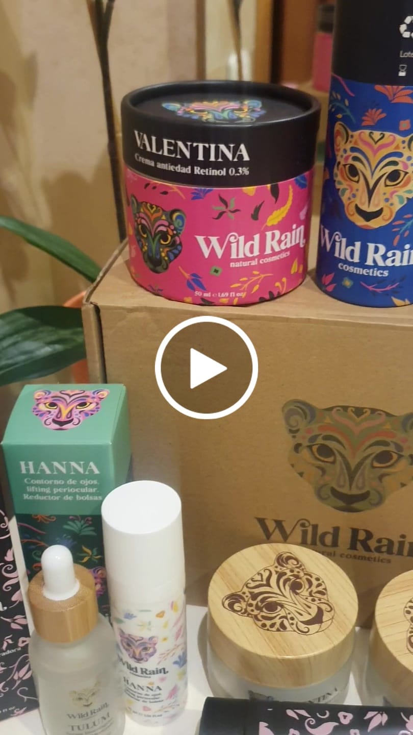 Customer video review of Retinol 0,3% Crema transformadora noche VALENTINA