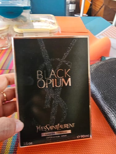 Customer photo review of Yves Saint Laurent Black Opium 90ml