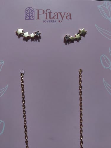 Customer photo review of Aretes Voladores Andrómeda