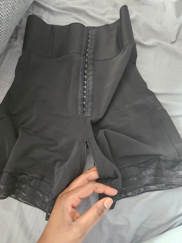 Customer photo review of Valentina 2.0 -  Hoch taillierter Body Shaper zum Abnehmen mit 3 Reihen Haken und Stäbchen