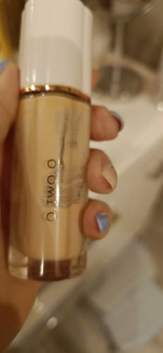 Customer photo review of O.TWO.O OIL FREE SOFT MIST LOCKING FOUNDATION