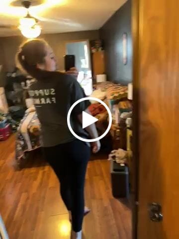 Customer video review of ‘Support Farmers’ Cotton Tee