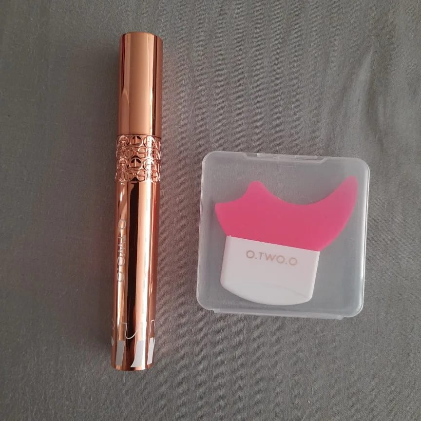 Customer photo review of O.TWO.O ULTRA BUSHY 5D WATERPROOF MASCARA