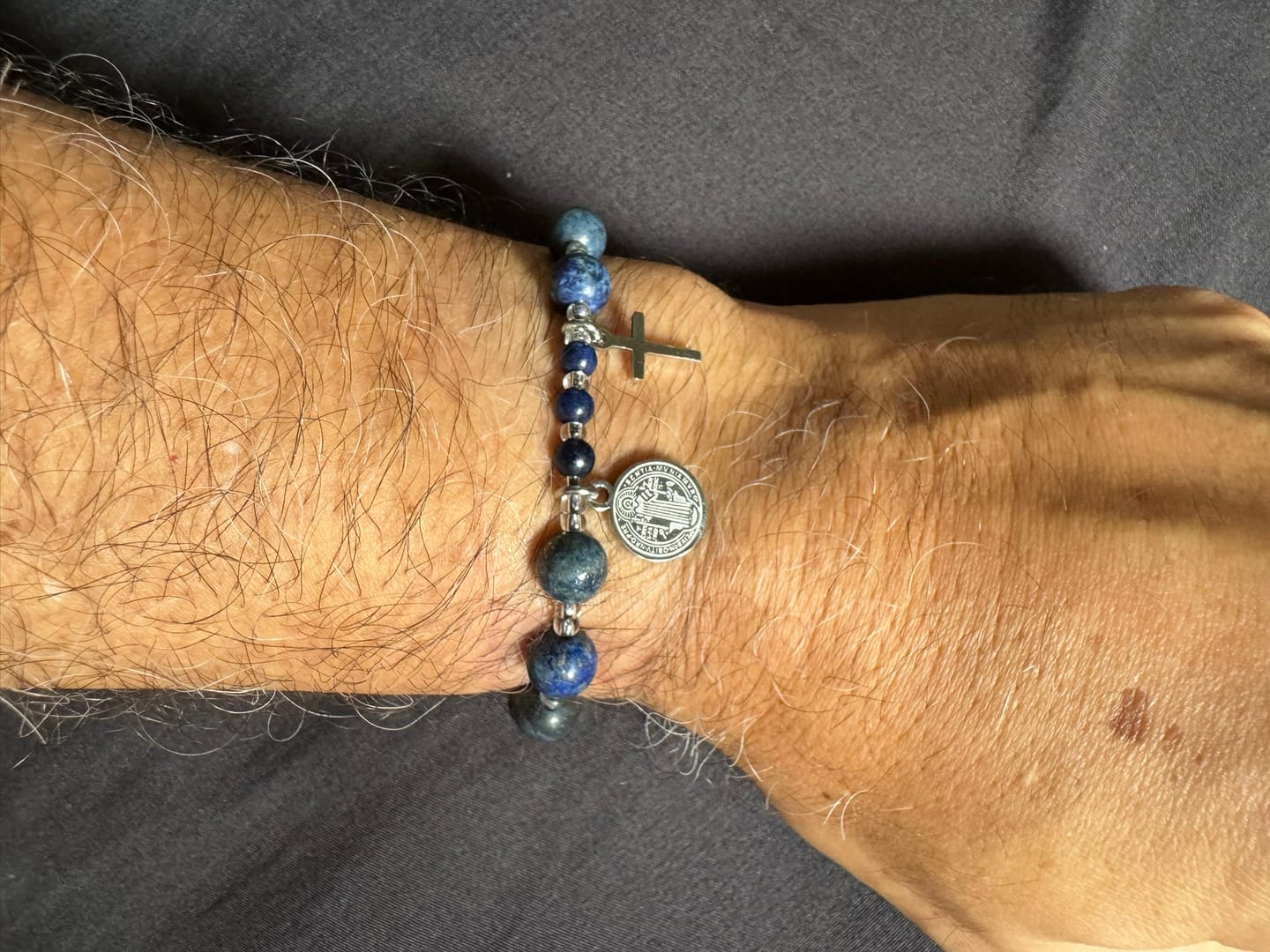 Customer photo review of Decenarios San Benito - Piedras Naturales y Dije Inoxidable