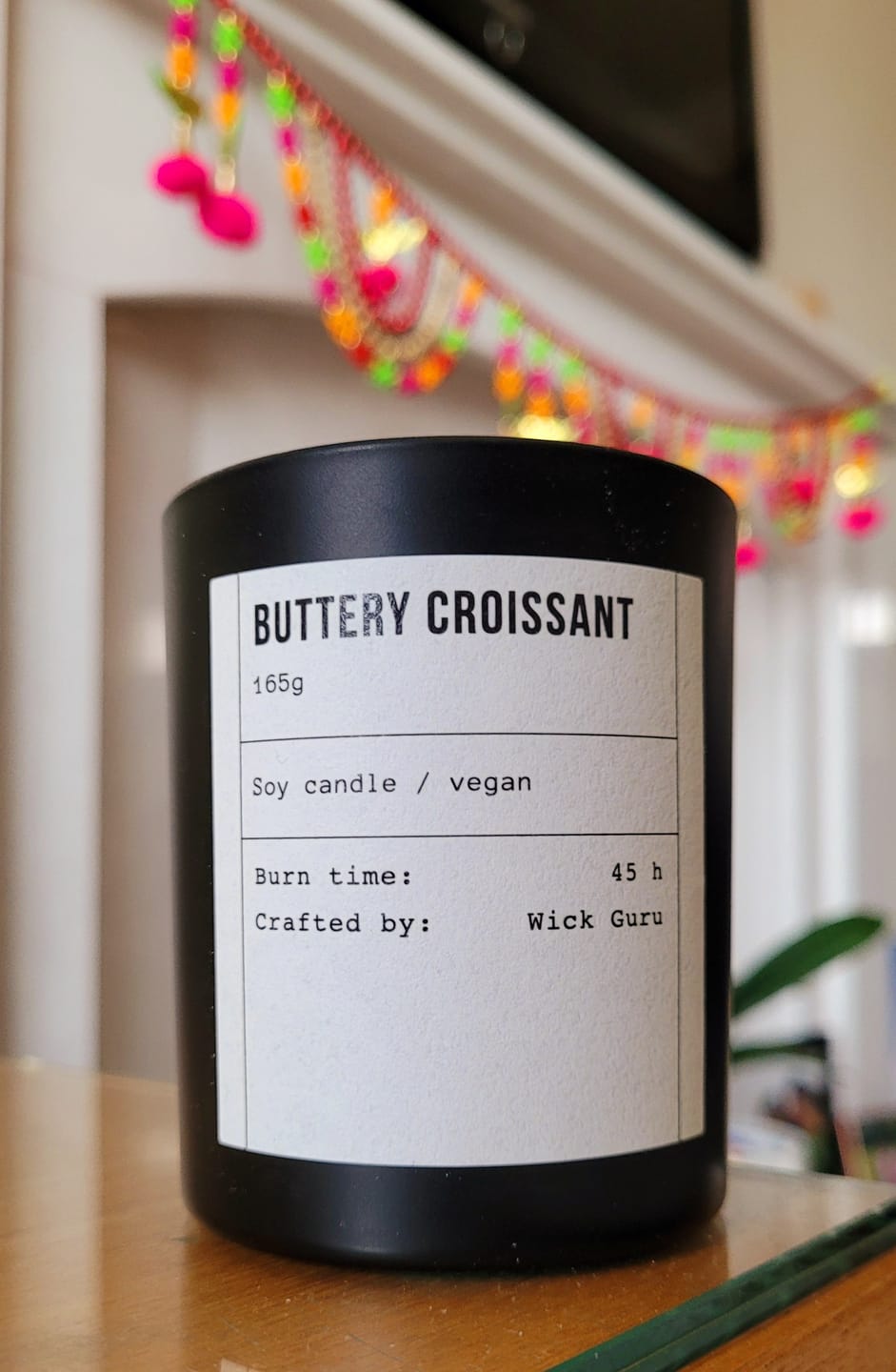 Customer photo review of Buttery Croissant Candle | Milk + Butter + Vanilla
