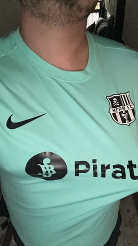 Customer photo review of Maillot MERRY FC - SUBLIMATION VERT