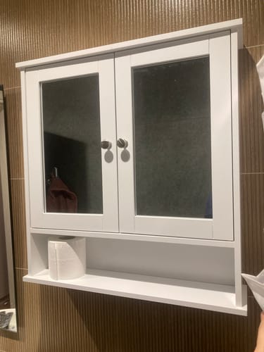 Customer photo review of Ντουλάπι Καθρέφτης Μπάνιου Κρεμαστό Ντουλάπι Τοίχου Καθρέφτης με ράφι Μακιγιάζ  λευκό LHC002