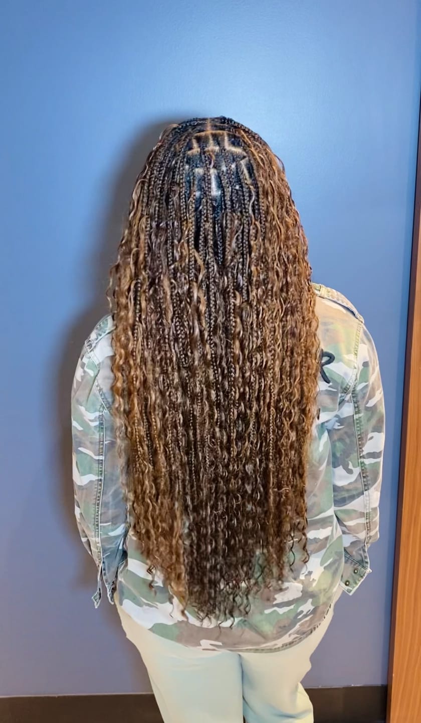 Customer photo review of #4/#30 Piano Color Deep Wave Bulk Hair Extensions for Braiding