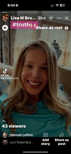 Customer photo review of Elsie Light Volume