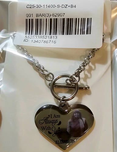 Customer photo review of Personalized Heart Bracelet I'm Always With You - Memorial Gift For Family, Friend