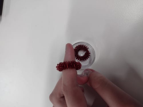 Customer photo review of Finger Spikey DUO - Standard & Tighter